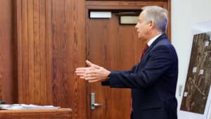 Stone makes argument to judge during Green plea.